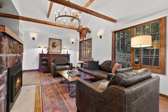 Scenic Mountain Home: Hot Tub, Fireplace & Deck